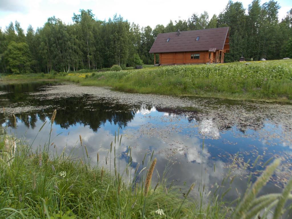 Guest House Kalnini Kārļi Eksteriør bilde