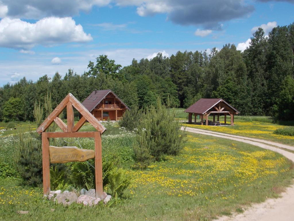 Guest House Kalnini Kārļi Eksteriør bilde